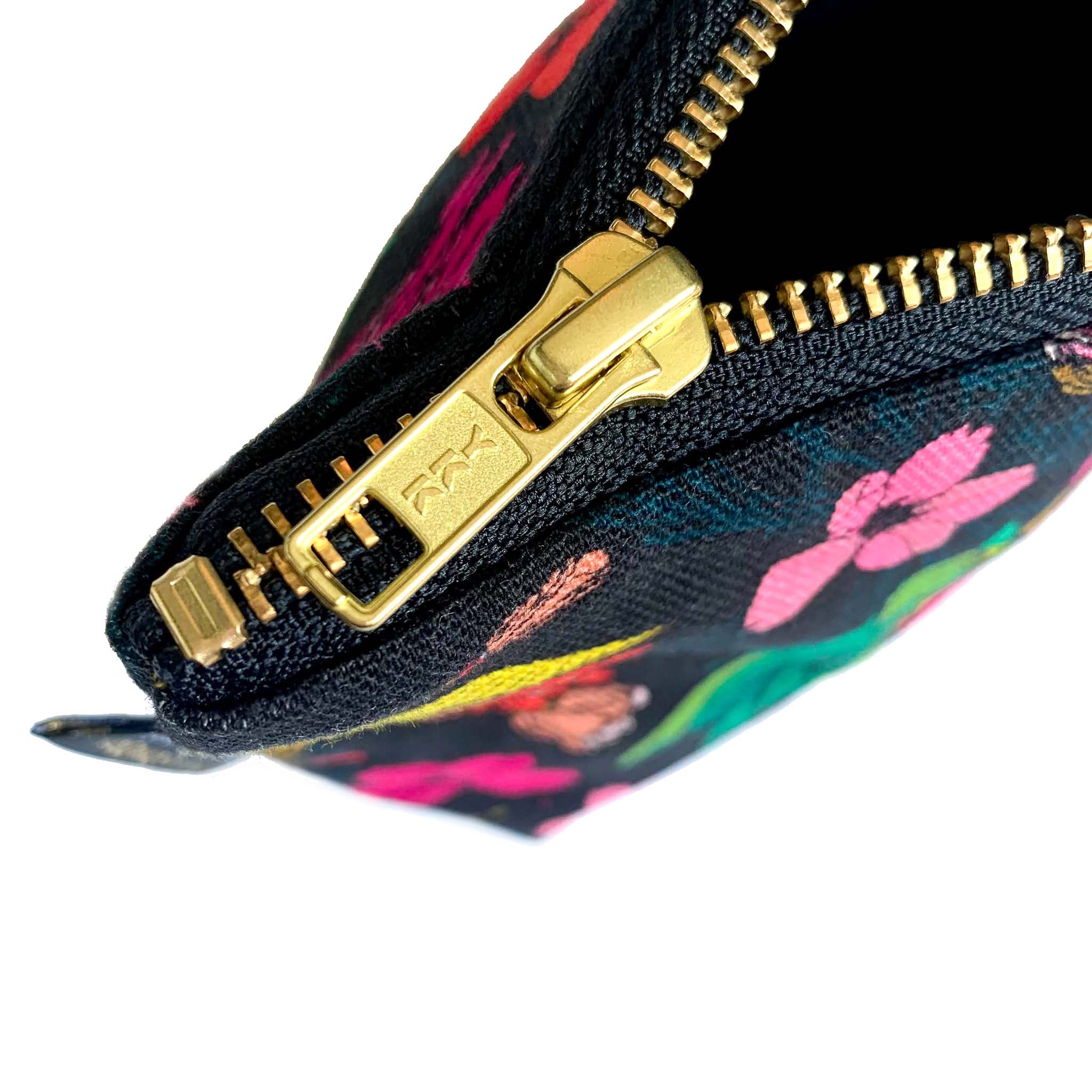 MAKEUP & COSMETIC BAGS